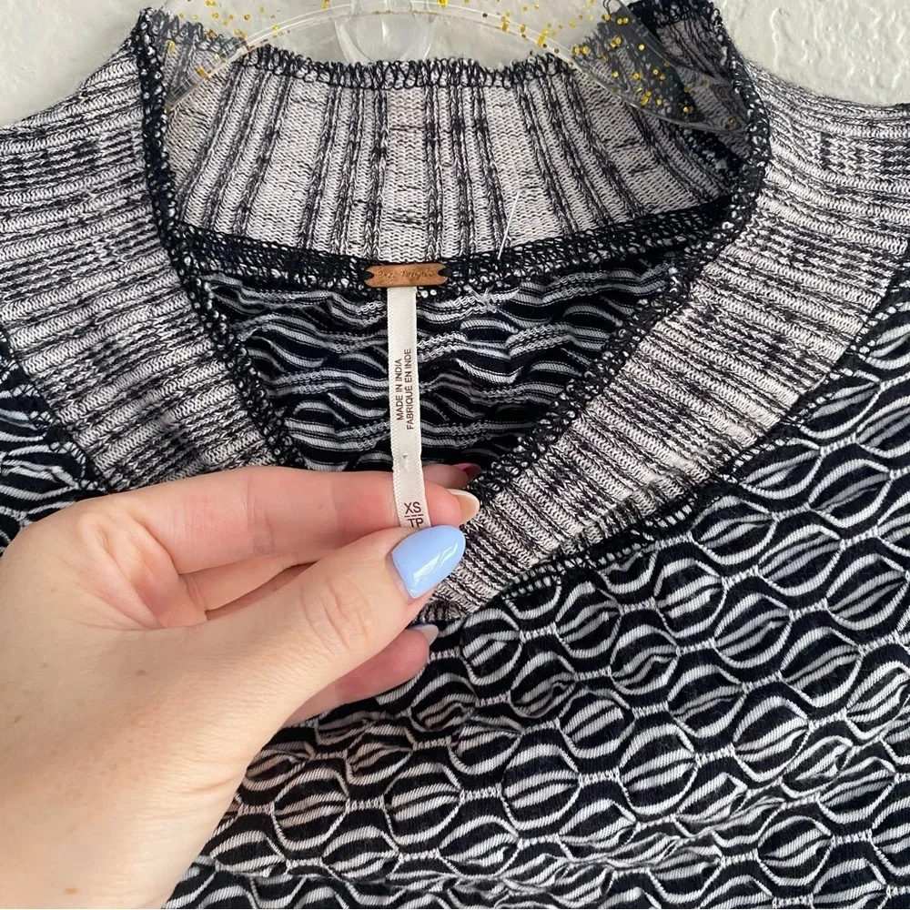 NEW Free People Jane Printed Cropped Tee Top